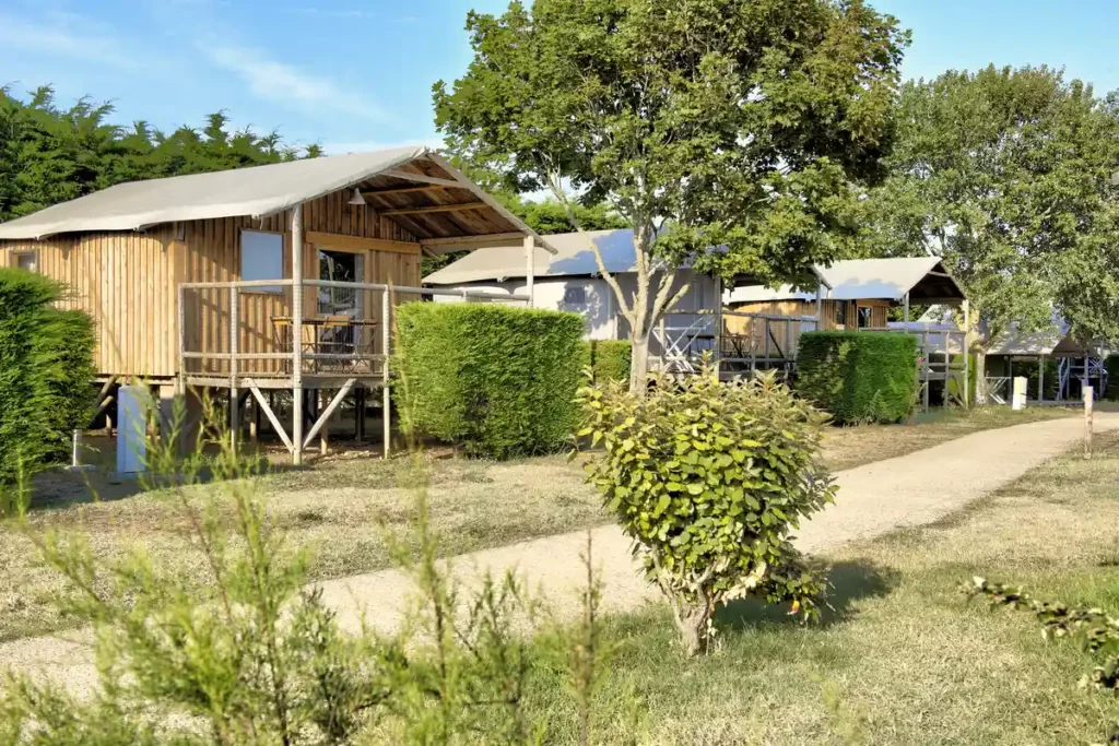 cabane camping ile de re